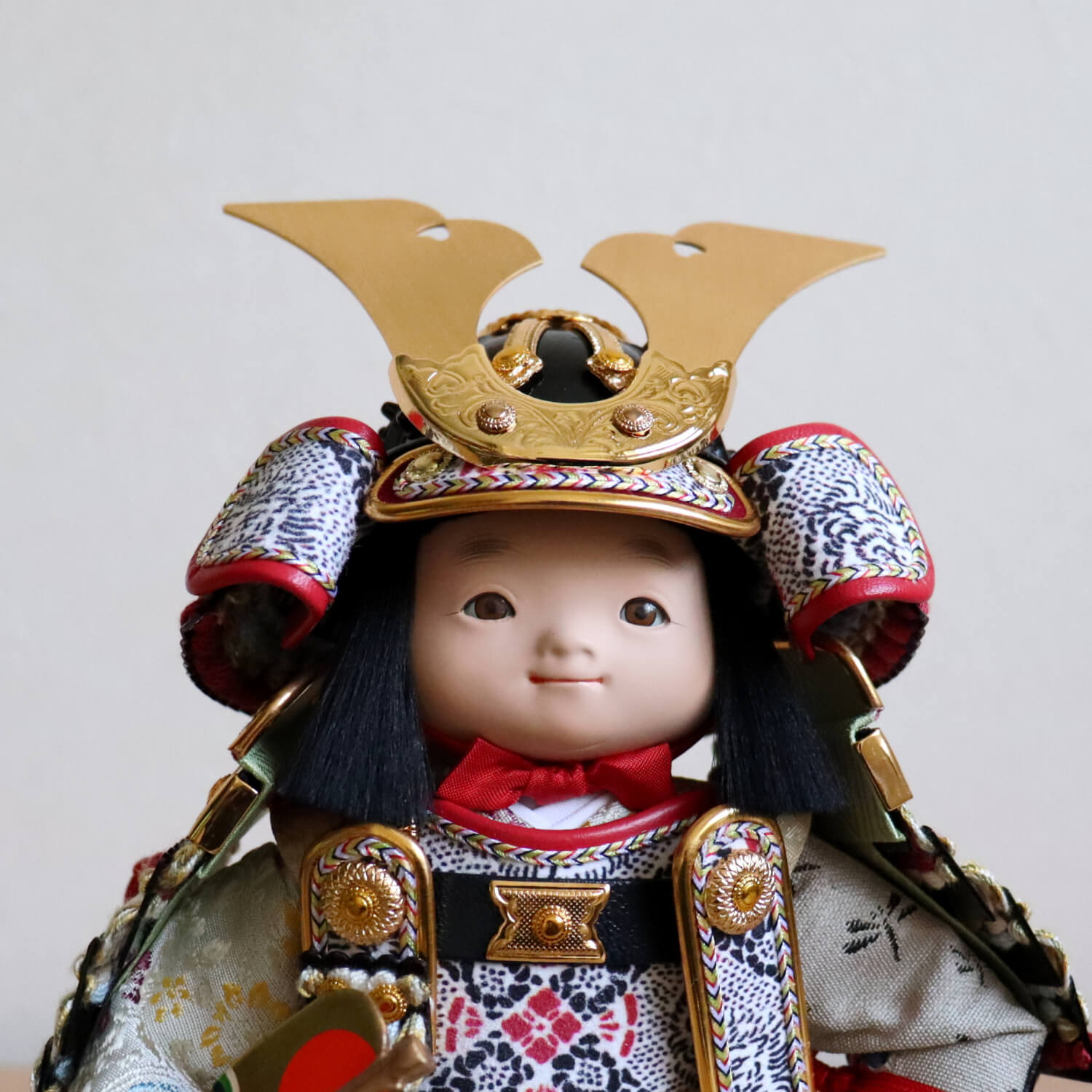 五月人形 正絹鎧着用 子供大将飾 紫峰作 - 季節/年中行事